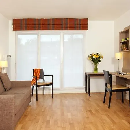 Hotel Residhome Le Carre D Or